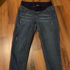Maternity jean capris